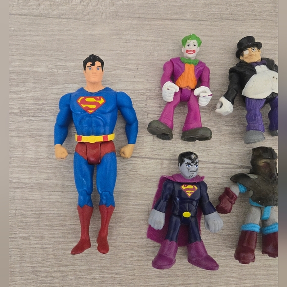 DC Action Figures Superman Joker Penguin Bizarro Mr. Freeze Imaginext - Picture 4 of 5